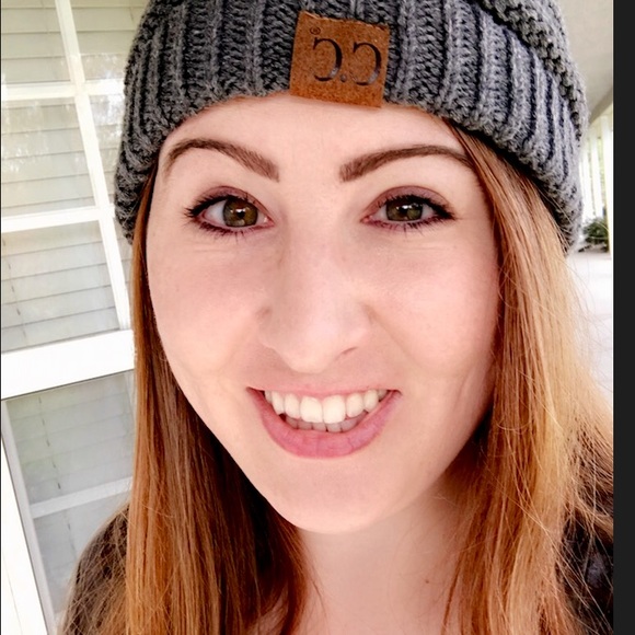 Meet your Posher, Kenzie! - Picture 1 of 1